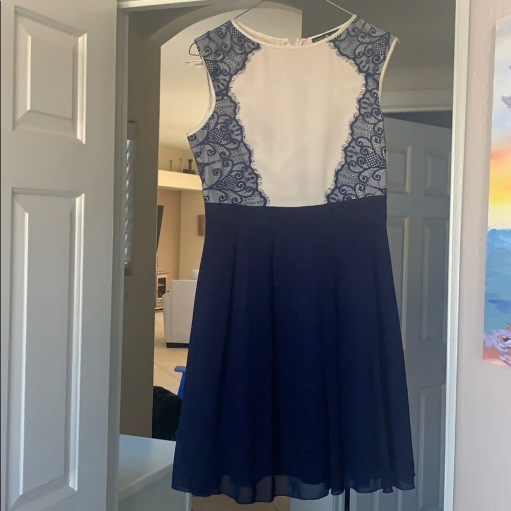 Women’s dress very gently used